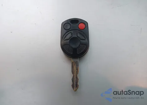 2010 Mercury Milan из США, поврежденный, VIN 3MEHM0HA5AR614935